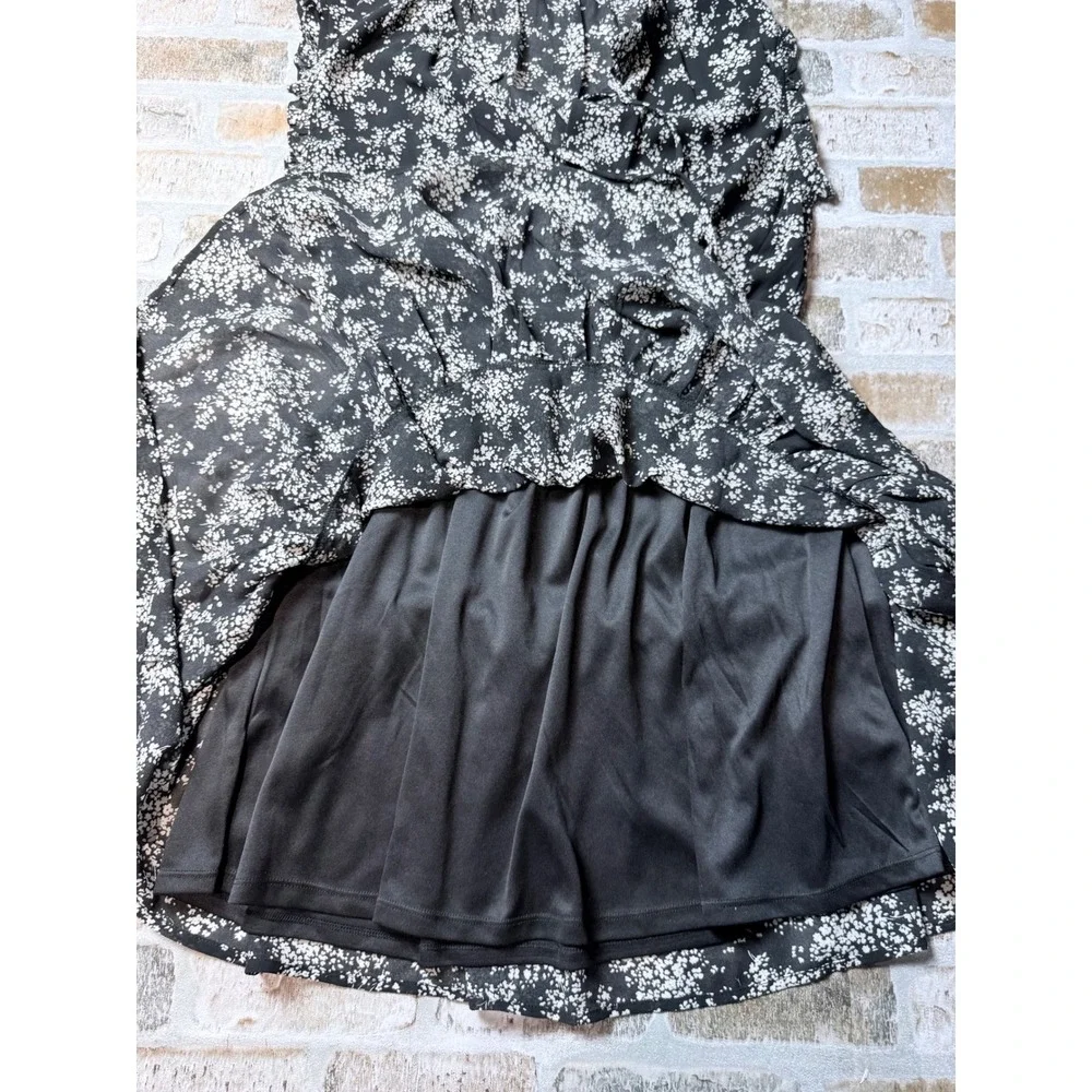Mi Ami Haisley F151 Floral Mini Dress Black White Ruffle Tiered Sleeveless Small